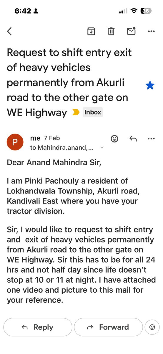 Pinkipachouly's tweet photo. One very important reason for traffic that affects the residents of LoTo, Kandivali East has been heavy vehicles movement and mismanagement by Mahindra tractor division. Repeated requests by residents for yrs via tweets and mails to @anandmahindra @MahindraRise 
and finally this notification from BMC has come to our rescue. Hope this is followed by M&M and traffic police officers. The trauma faced during dear ones medical emergencies and also daily by office people and children going for studies suffer that is caused by traffic is bad. Which here can be avoided by some changes in arrangements and proper traffic management. 
Hopeful to witness change
Article by
@Osamaarawal 

https://t.co/mQkHuVf6Hn