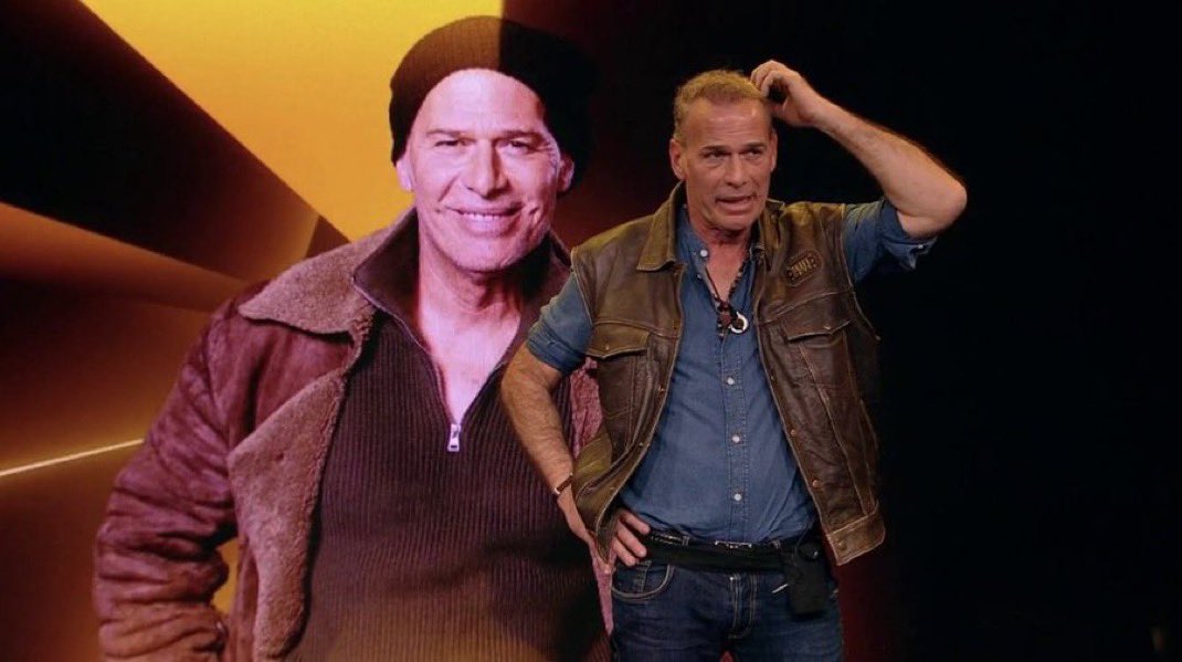 Guste más o menos, la única alternativa para tener una final justa es hacer ganador a Carlos, y no permitir que la pandemia Tentaciones, que todos juntos no suman ni 5 minutos de contenido de calidad en la edición, gane

GANAR CARLOS LOZANO 

#GHDÚOFinalistas #GHDÚO26F #GHDÚO28F