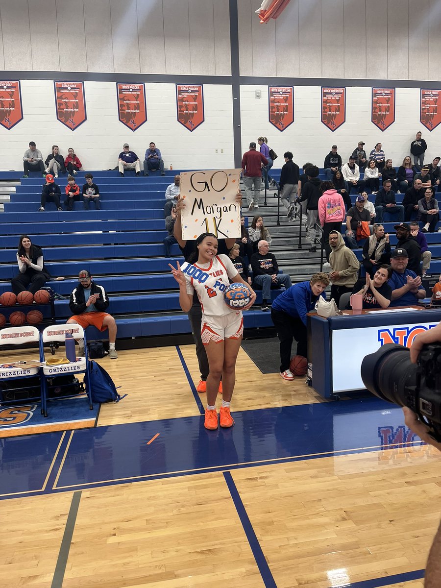 NP_Grizzly_AD tweet media