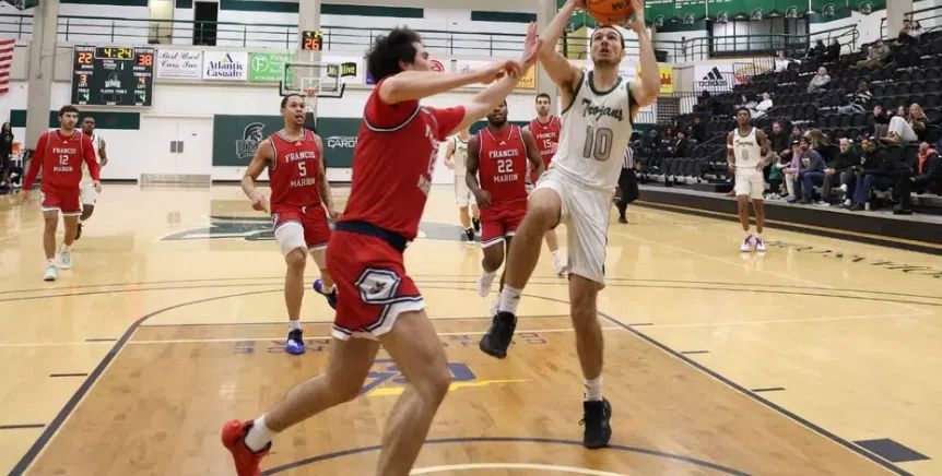 The Trojans battled to the final buzzer but fell 93–91 in overtime at Ferrum. Now, all eyes turn to the Conference Carolinas Tournament as UMO prepares to face No. 9 King on Sunday. 
goldsborodailynews.com/2026/02/26/tro…
