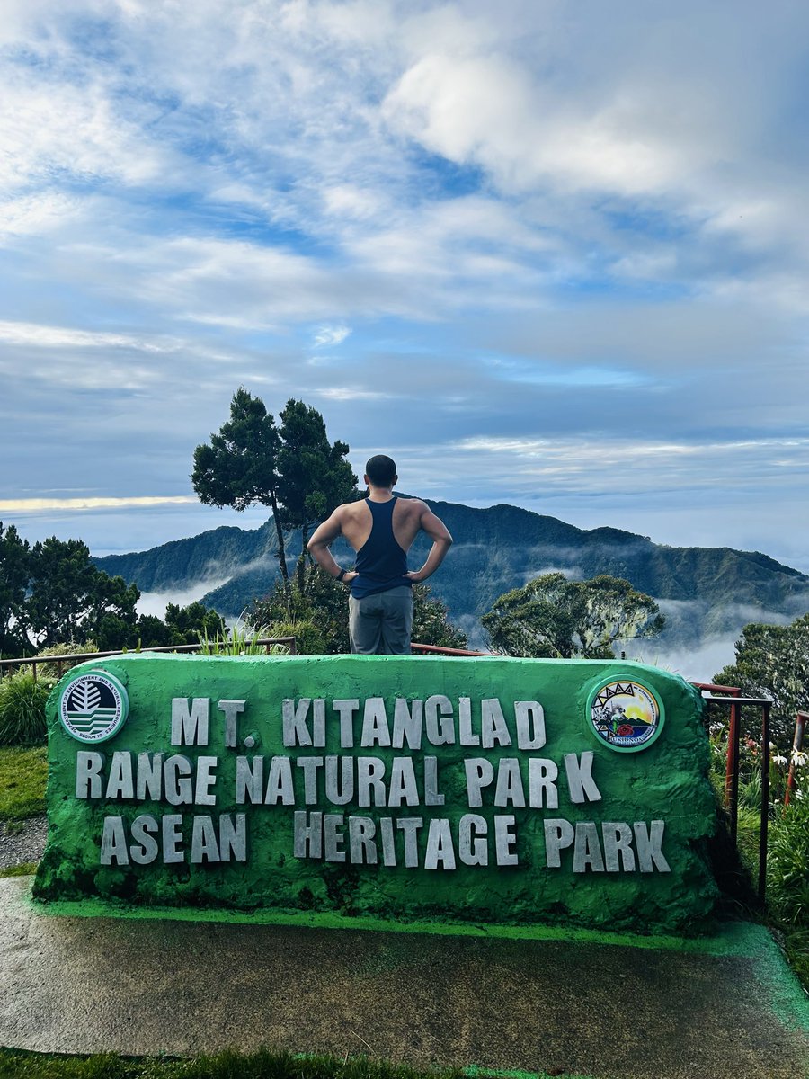 DemarkusMalik's tweet photo. Successfully summited Philippines’ 4th highest mountain, Mt. Kitanglad ♥️ https://t.co/CGwqZWlFxj