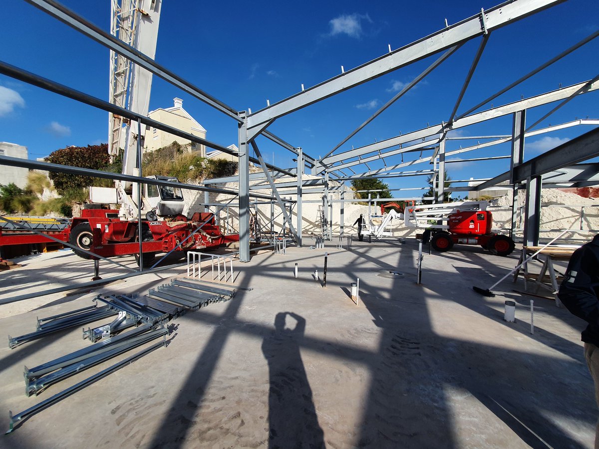 Selectron Bermuda tweet media