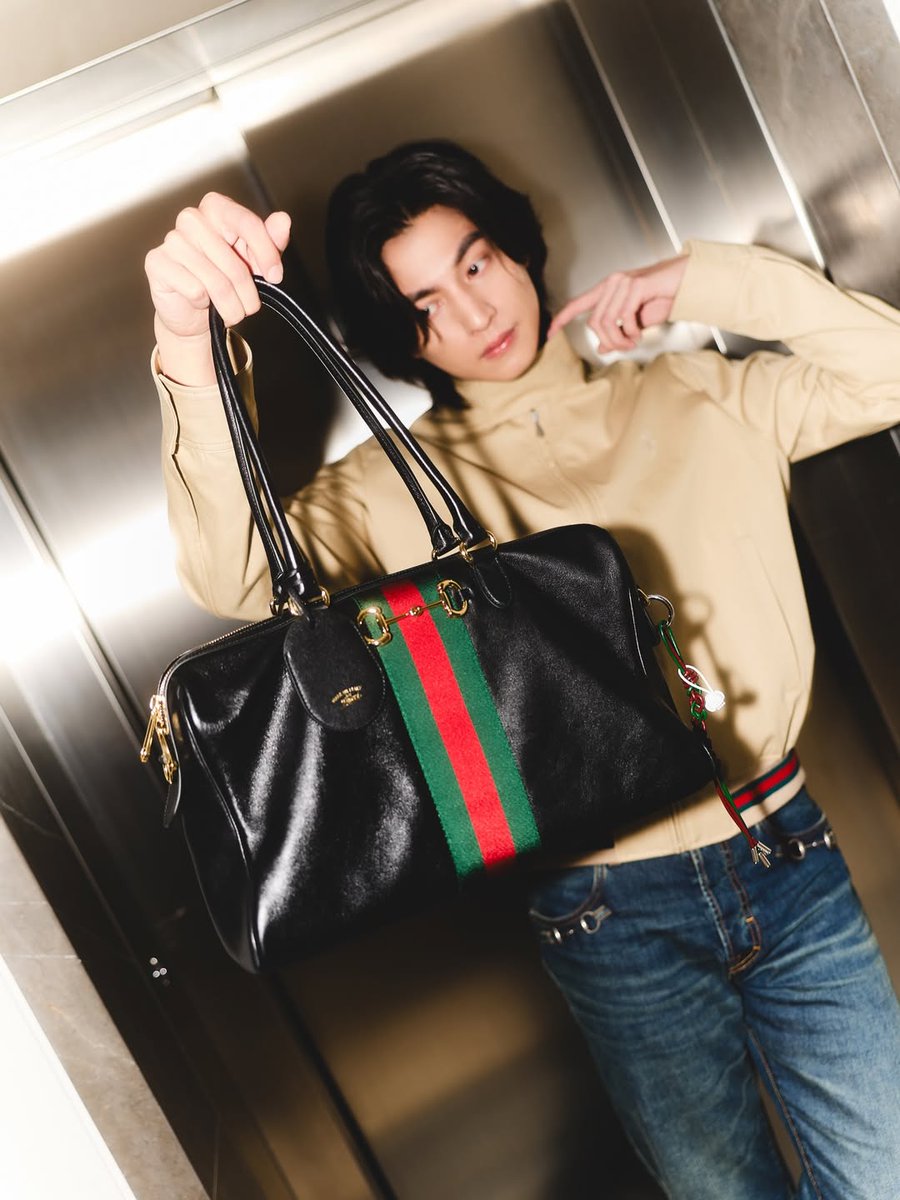 Gulfkanawutofc's tweet photo. หล่อแบบเกินต้าน และลงตัว สมมง Brand Ambassador 😘

GULF GO MILAN FOR GUCCI
#GULFxGucciMFW26
#GucciPrimavera 
#GuccixGulf #MFW​
#Gucci​ #GulfKanawut https://t.co/sD6LweohqB