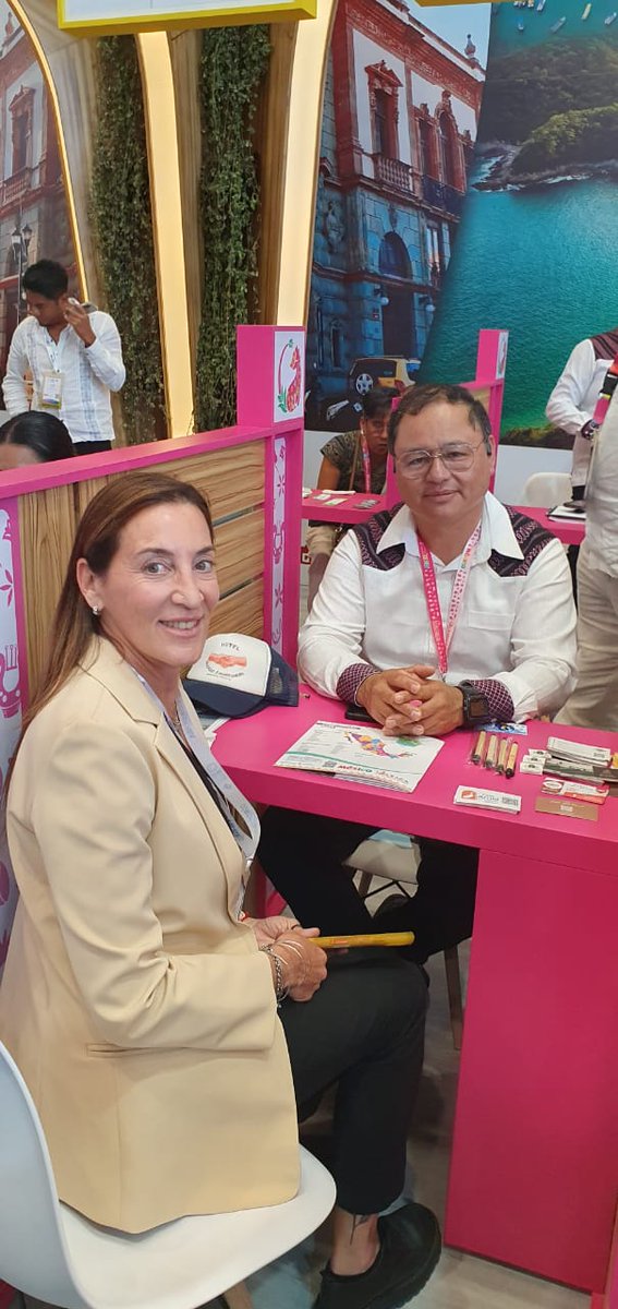 HotelesOaxaca's tweet photo. Les informamos que continuamos con nuestra participación en la Vitrina Turística ANATO, en Bogotá, uno de los encuentros turísticos más importantes de Latinoamérica.
#ANATO2026 
#Hoteleria 
#OaxacaDeJuárez 
#Membresia 
#Bogotá https://t.co/n6kutLJwge