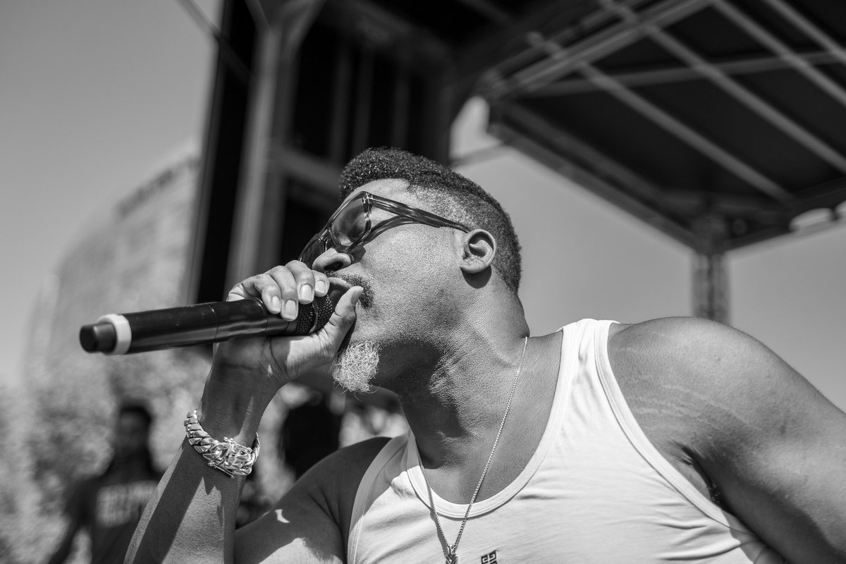 Aaron_Shields15's tweet photo. Flashback.β¨
Last summer.β¨
David Banner at the African American Male Wellness Walk.
Grateful to document moments that matter.
π Columbus, Ohio
#blackcreatives #columbusphotography #Cbusevents https://t.co/2enbjtPadO