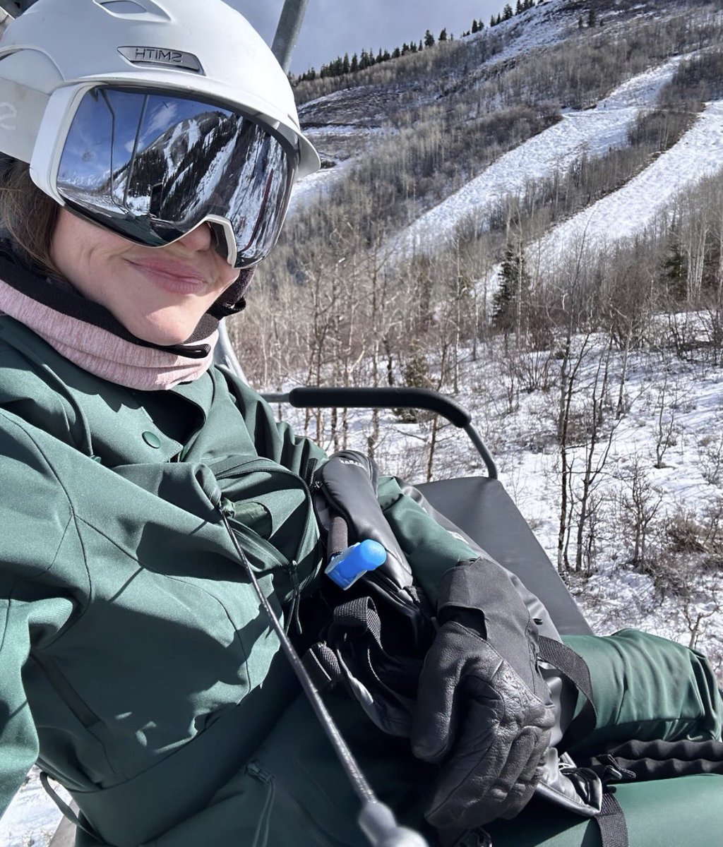 * 𝓪𝒈𝒂𝒕𝒉𝒂. tweet media