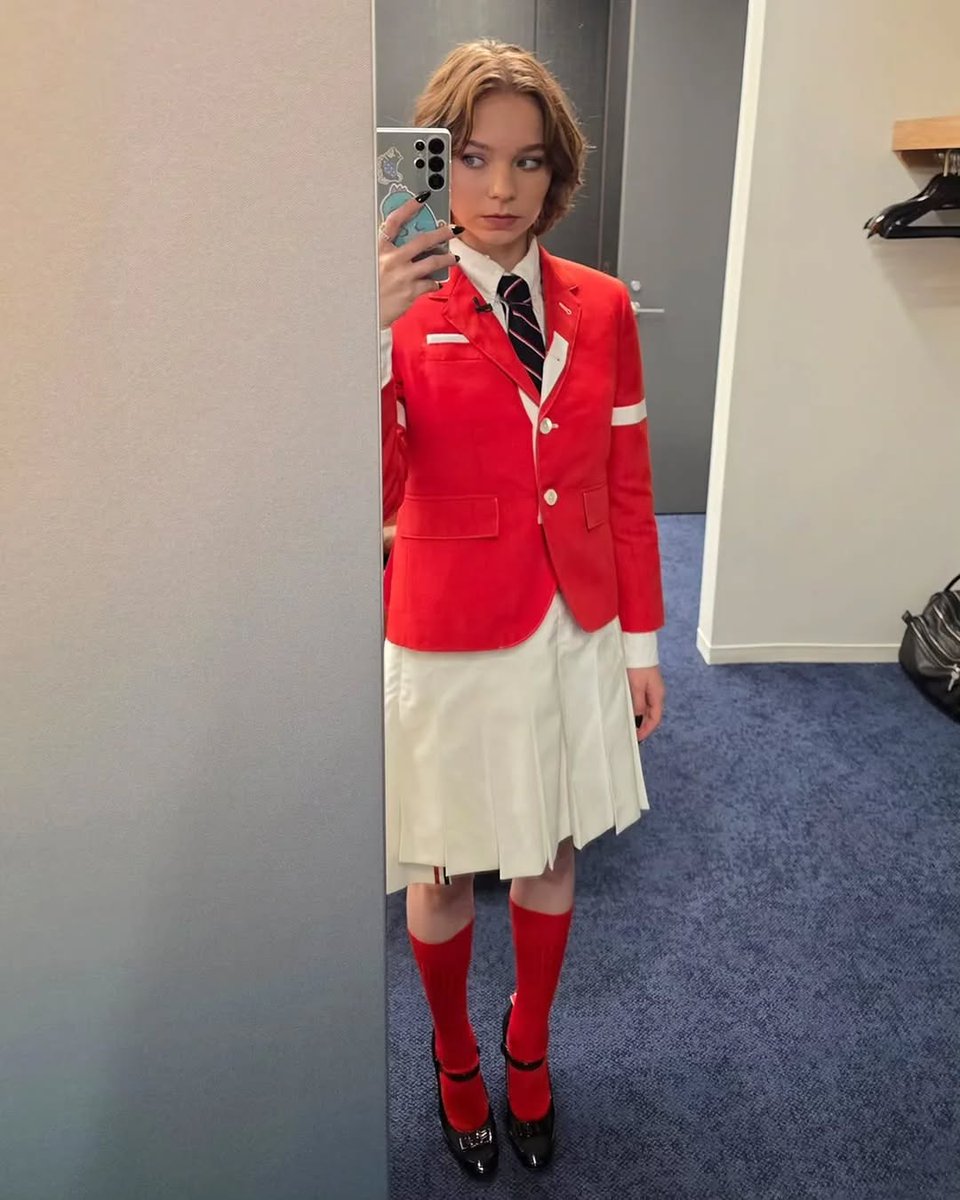 Emma Myers tweet media