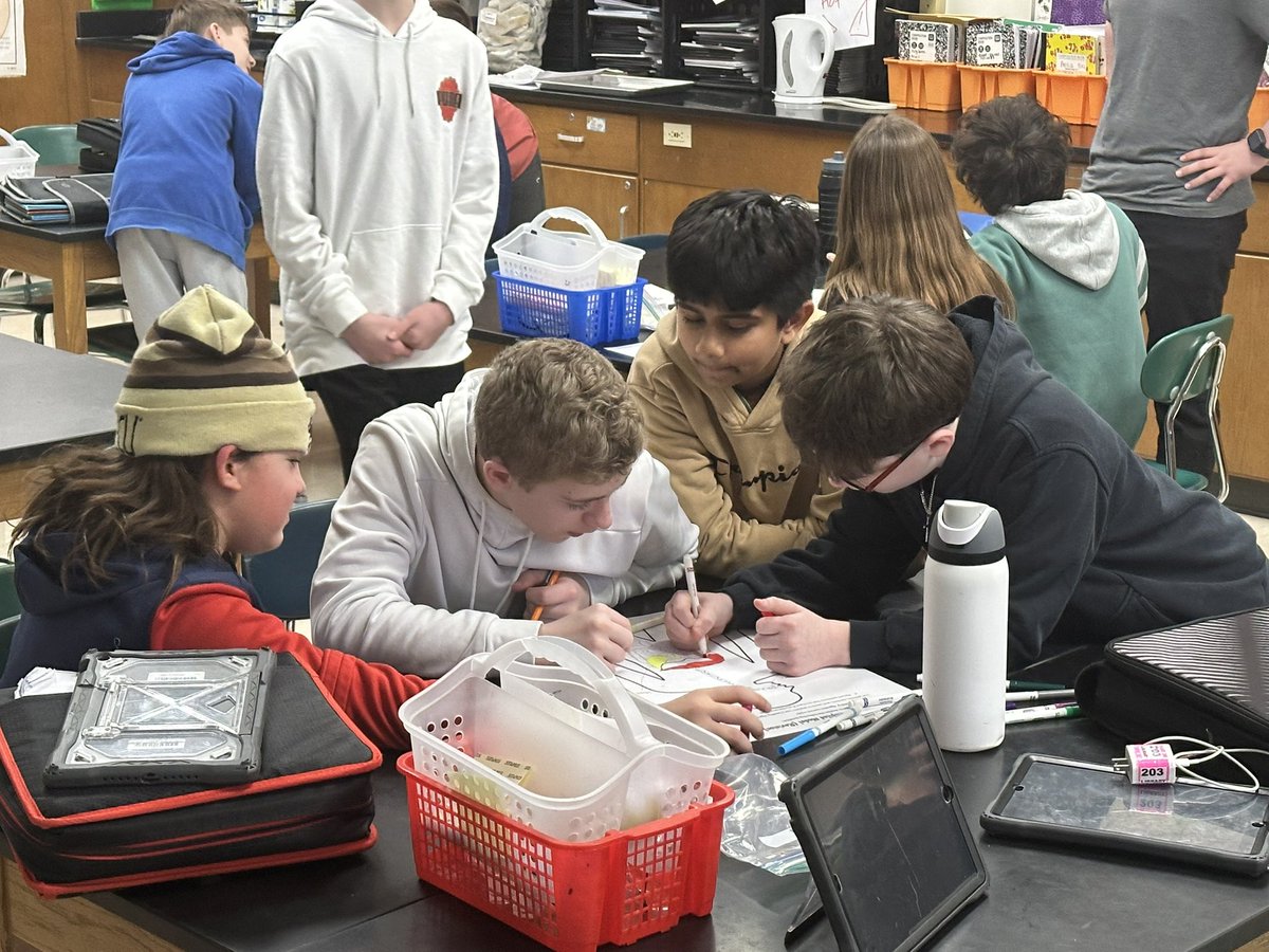 Amanda Deibert tweet media