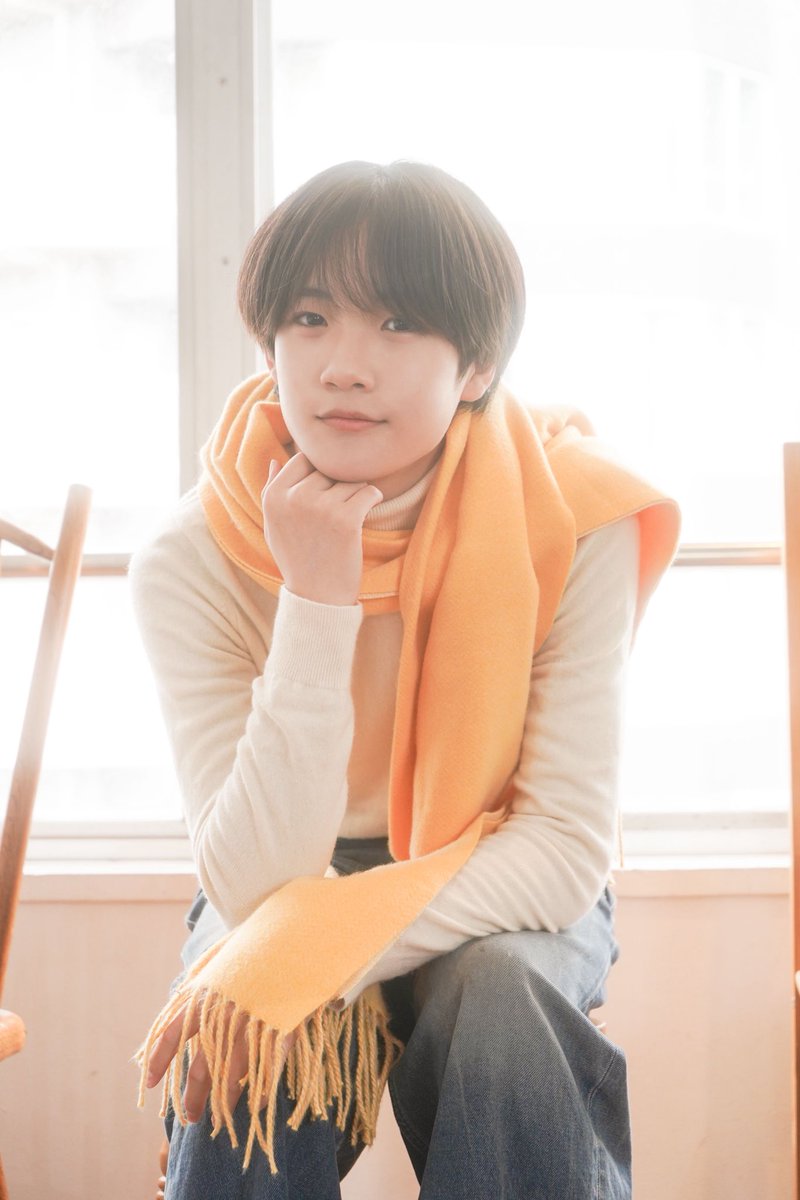 発売開始！！みなさんぜひ買ってみてください！！僕の写真見てね🤳