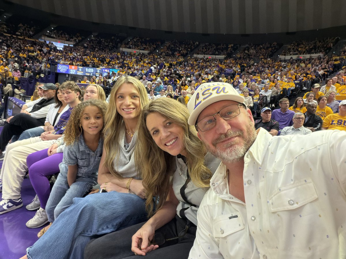 GEAUX Lady Tigahs! 
#LSU