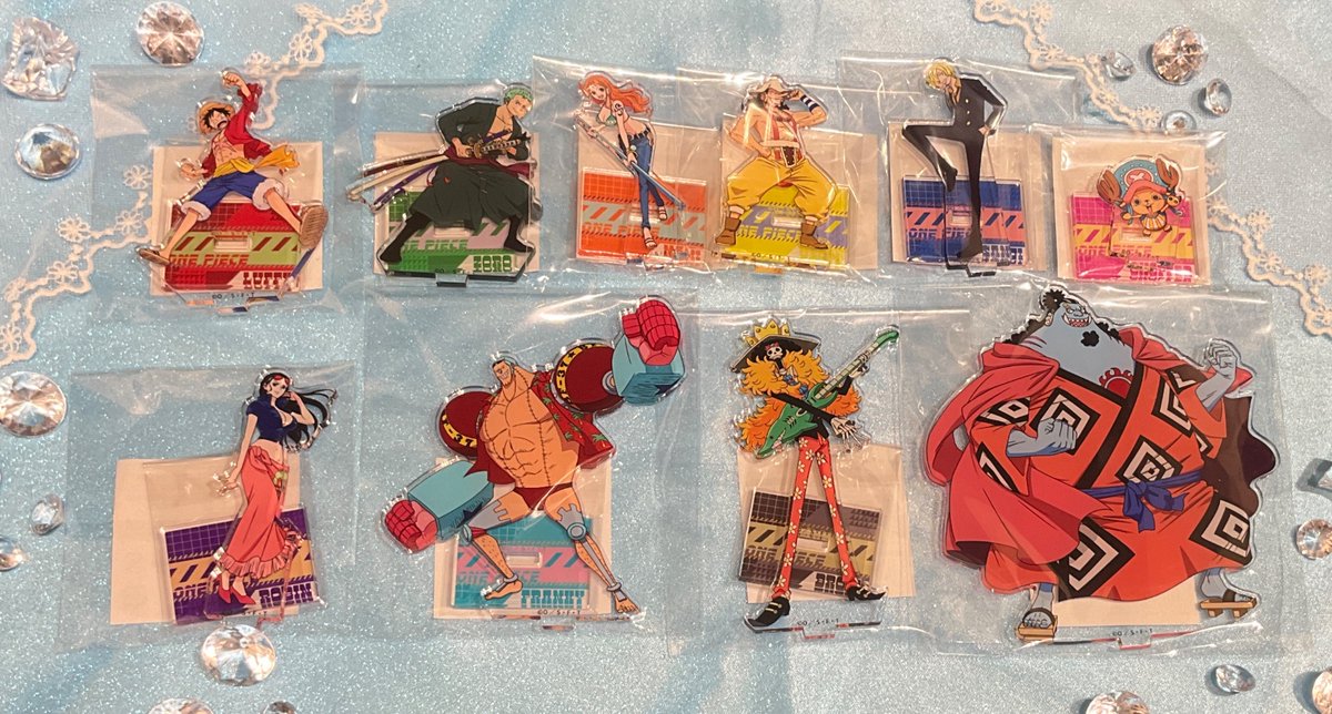 新商品】 MUGIWARA STORE ARTS アクリルスタンド ルフィ/ゾロ/ナミ