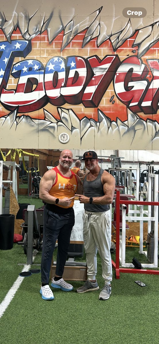 Russ and Heidi Phillips🏈 tweet media