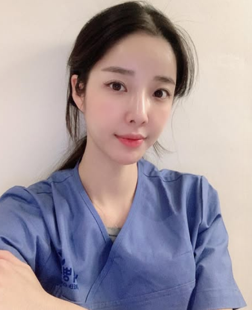 no_ye2000's tweet photo. 주사 맞을 사람 ??? 

아니 주사 맞고 싶당 음 ......

#야노 https://t.co/ie4MpoMaUm