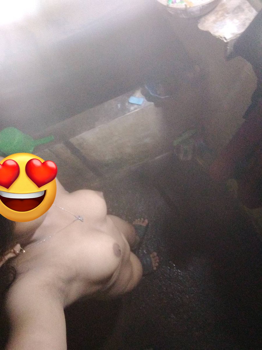 Bagos49500300's tweet photo. 12 tahun dah segede itu tt nya, selanjutya nanti pelebaran lubang M3mek https://t.co/7Kt4dgOnwa