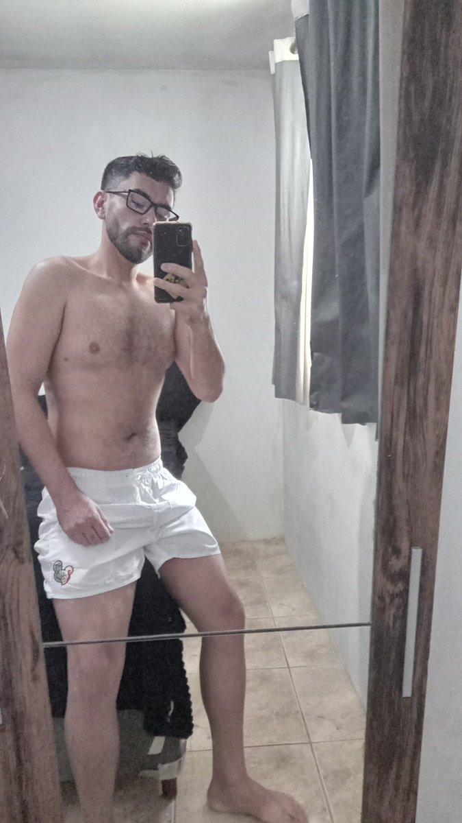 herlonandre1's tweet photo. A preguiça tá foda. https://t.co/UWHeS7T2jQ