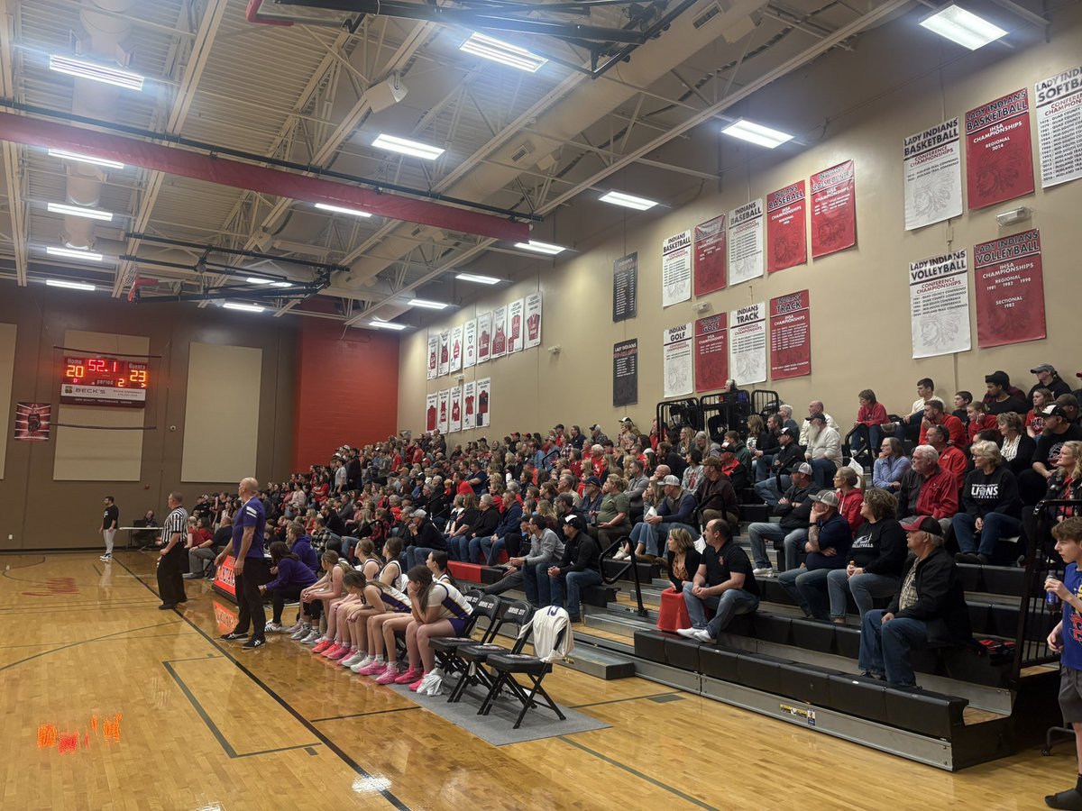 rip143's tweet photo. Wayne City 1A girls sectional. Edwards County 25 Brownstown St. Elmo 24. https://t.co/9ntSLDsiYw