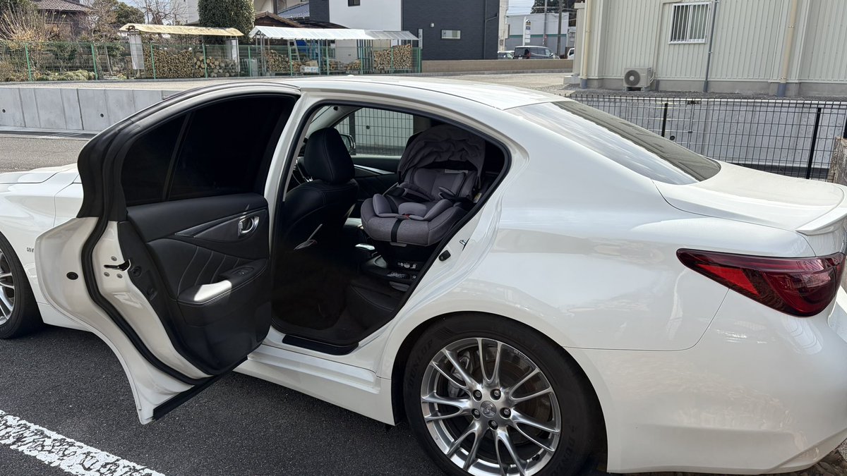 yu_9929libra's tweet photo. 本日はファミリーカーとして出動👶
ISO FIX助かるー https://t.co/JsVdS2hUWY