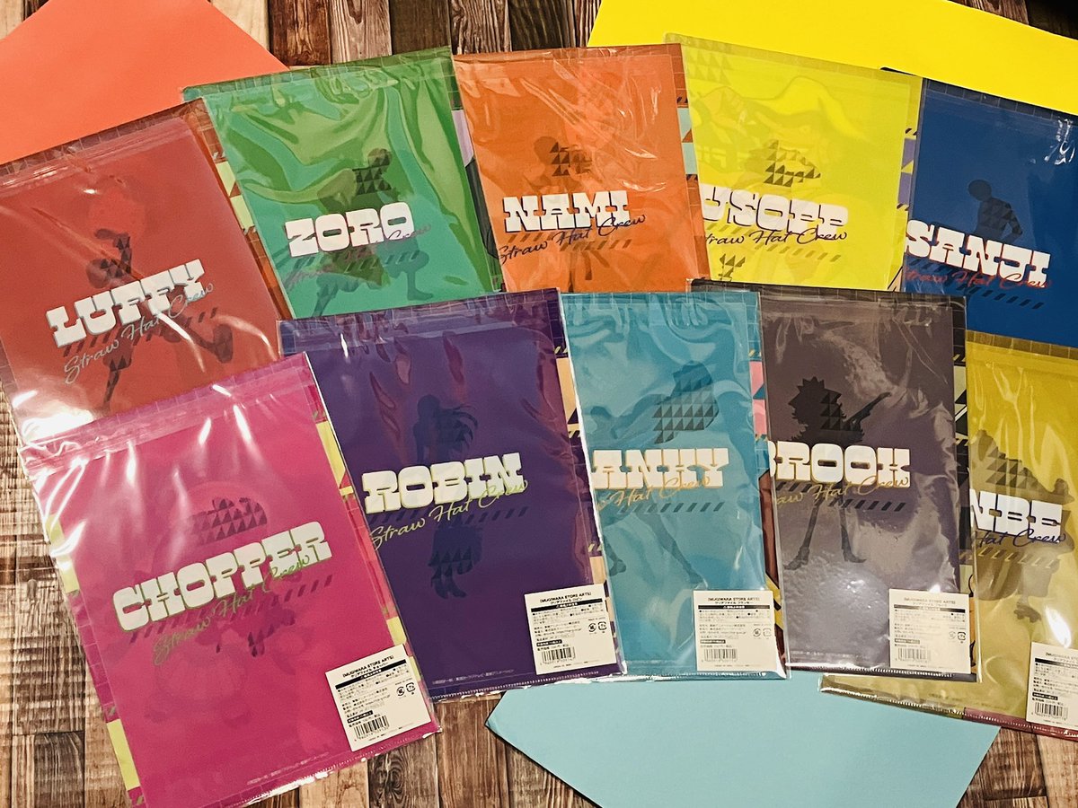 新商品】 MUGIWARA STORE ARTS クリアファイル 各550円(税込) 麦わらの