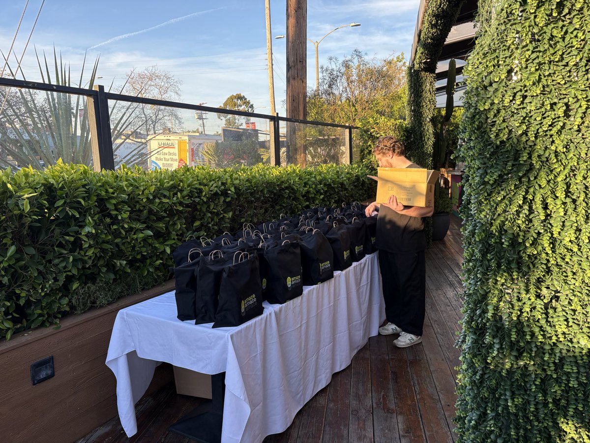 Aaron Day tweet media