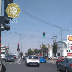 OVIALCDMX's tweet photo. Semáforos de la intersección de Tizimín y Carretera Picacho-Ajusco, col. Lomas de Padierna, @TlalpanAl,   fueron habilitados por personal técnico de #Tránsito de la #SSC en atención a @chuchomares.
#MovilidadCDMX https://t.co/P3pffwPW26