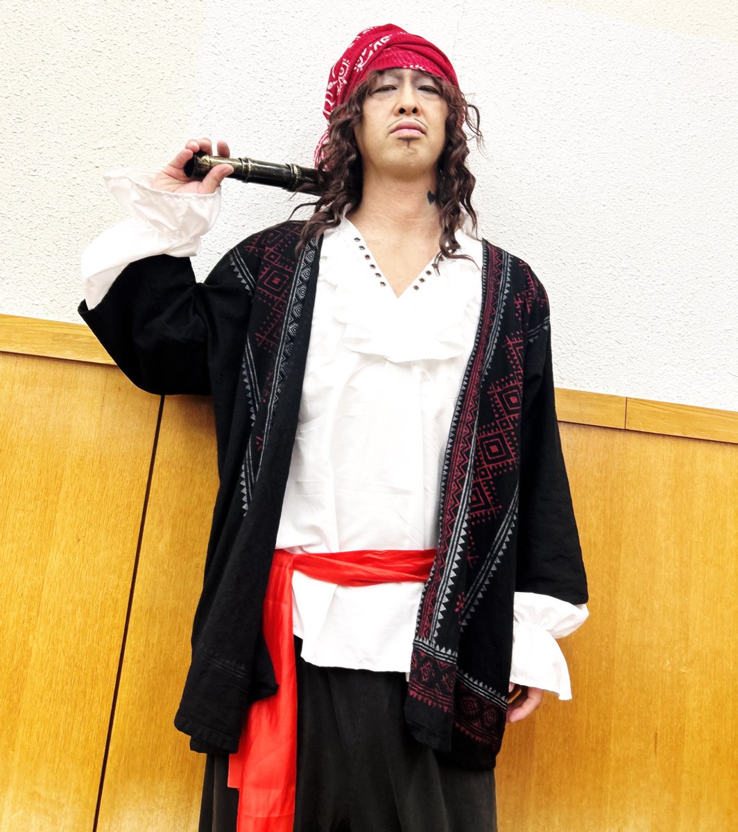 VoNasumi's tweet photo. 昨日は4月公演の
『野郎ども! 島が見えたぞぉ‼︎ 2026』のビジュアル撮影&稽古初参加してきました🏴☠️⚔✨
今回はこんな感じ☠️💕
詳しくは ALTから
ご予約は下の予約ページのURLからお願い致します💎✨
🏴☠️NASUMI 予約ページ💎
https://t.co/AeoEoCSBio
#ミュージカル
#野郎ども2026
#OfficeFREESIZE https://t.co/fUDnGrQUUv