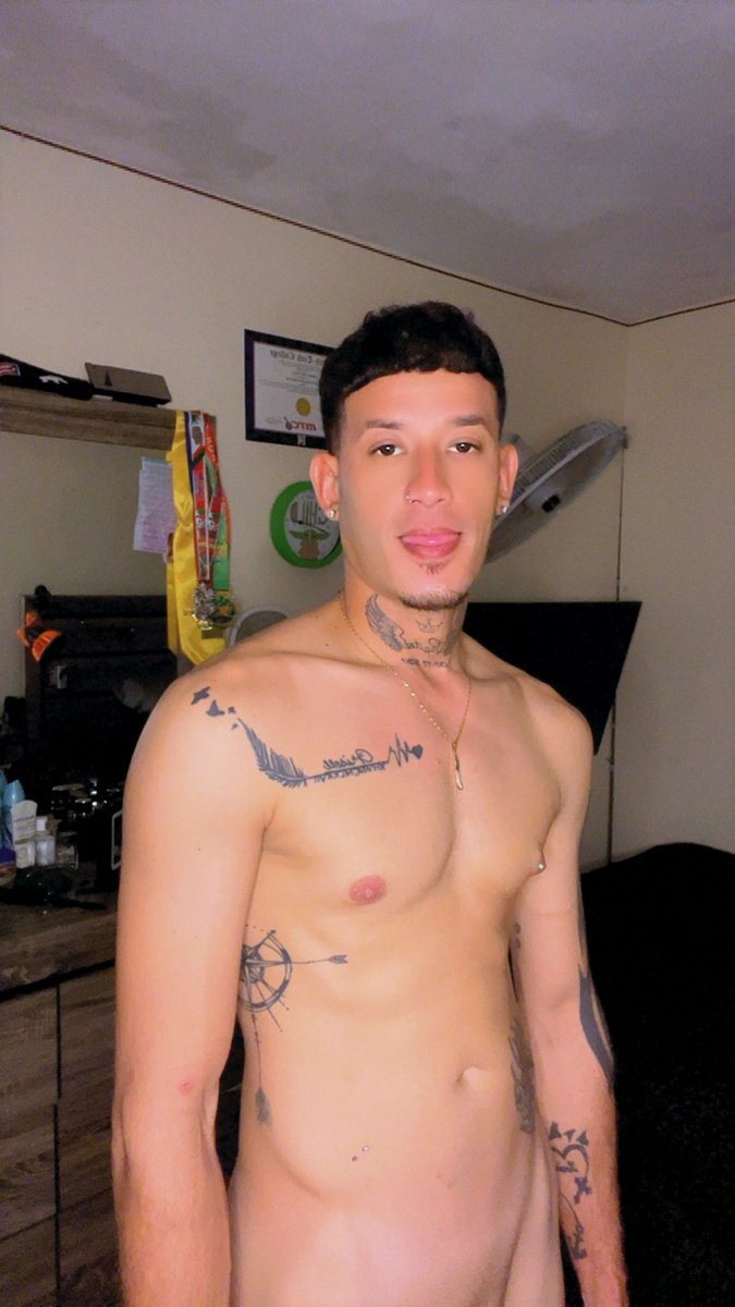 papipollopr🐣 tweet media