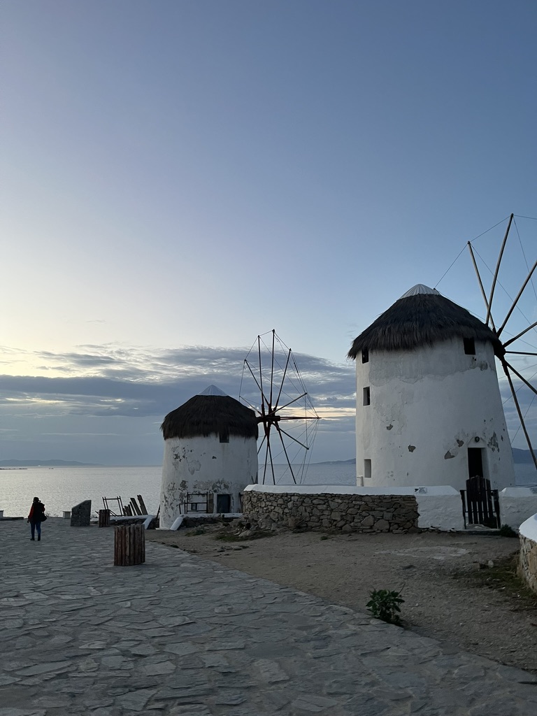 camadeanima's tweet photo. お茶濁しに旅の写真でも　去年11月に10年ぶり？くらいにギリシャに行きました、念願の島巡りができてよかった https://t.co/Jd0bSP69Ut