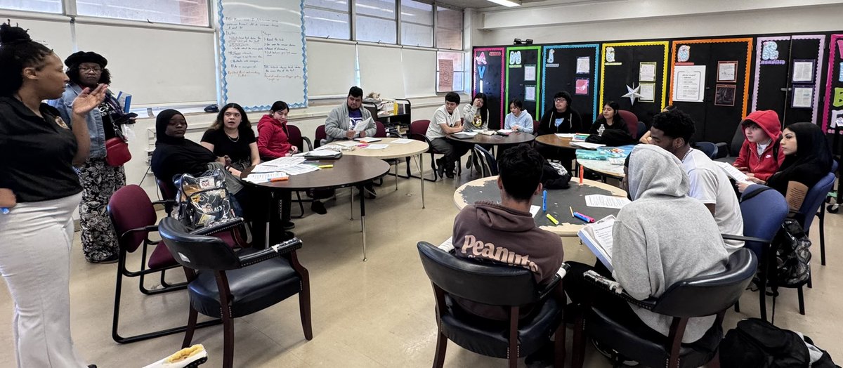 Dr. Elena S. Hill tweet media