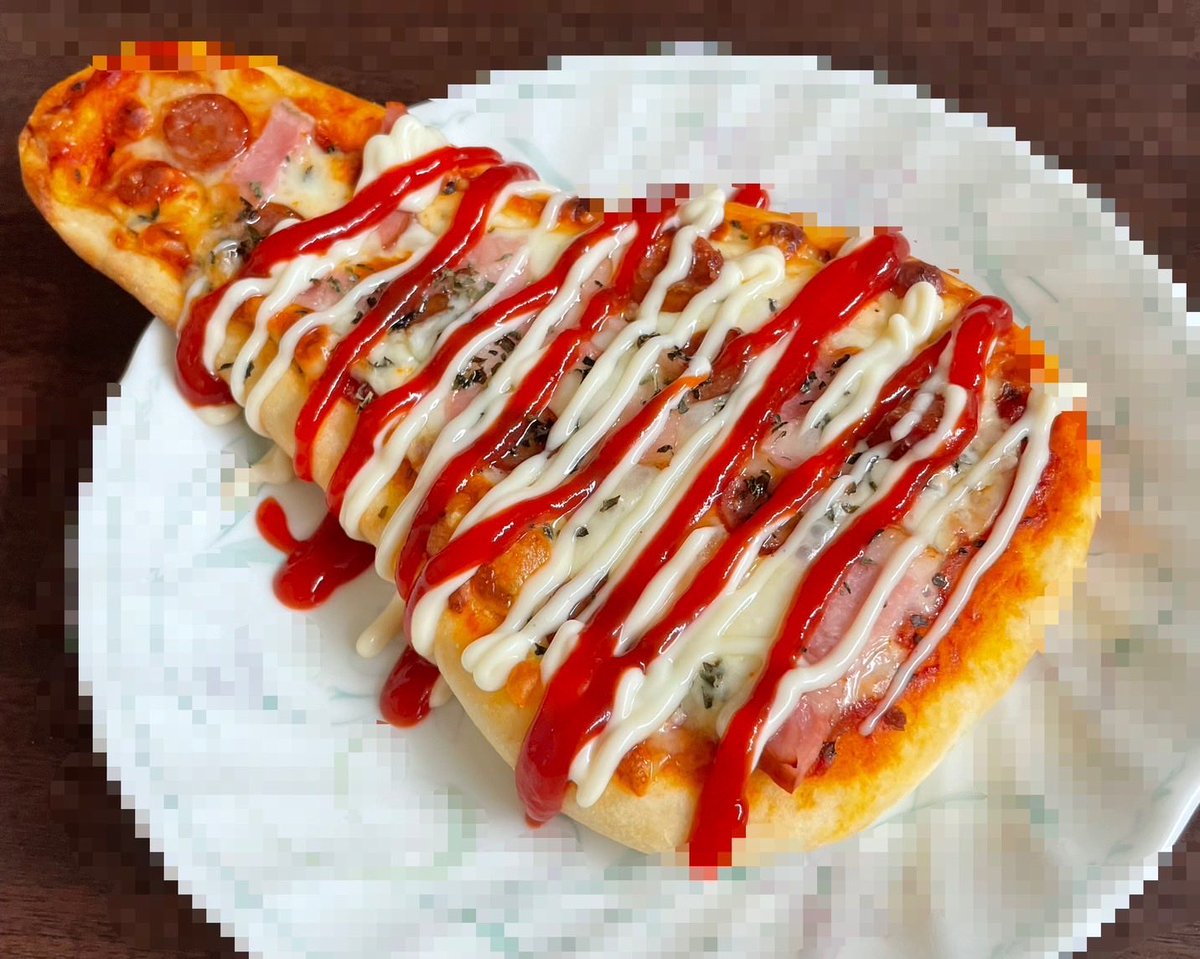 朝からカロリー摂取

「ナンピザ」