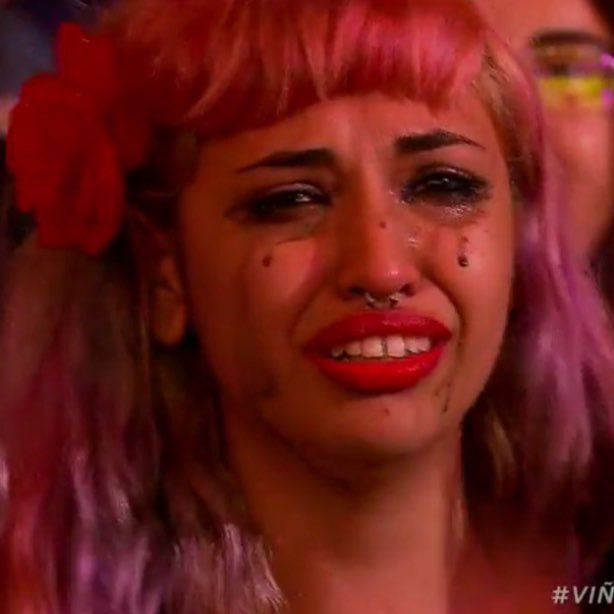 Siento que todas las fans intentan ser ella!!!
En versión 2026 
 #Viña2026