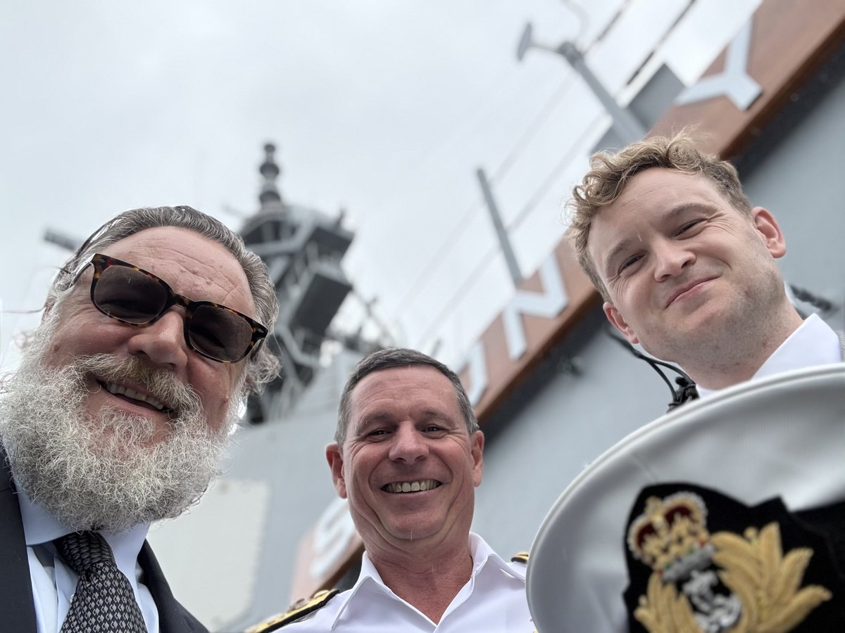 Russell Crowe tweet media