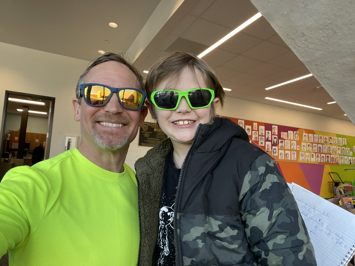 Mr. Booth tweet media