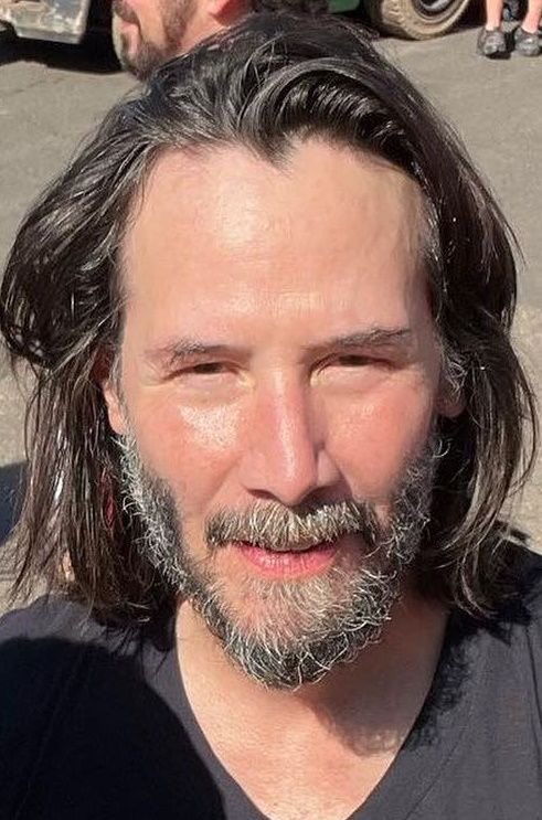 Keanu Reeves (@keanureeveskrv) on Twitter photo 