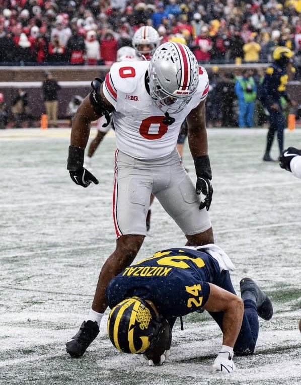 Caleb2xDavis's tweet photo. The standard #SilverBullets https://t.co/VQzIJeWkNl