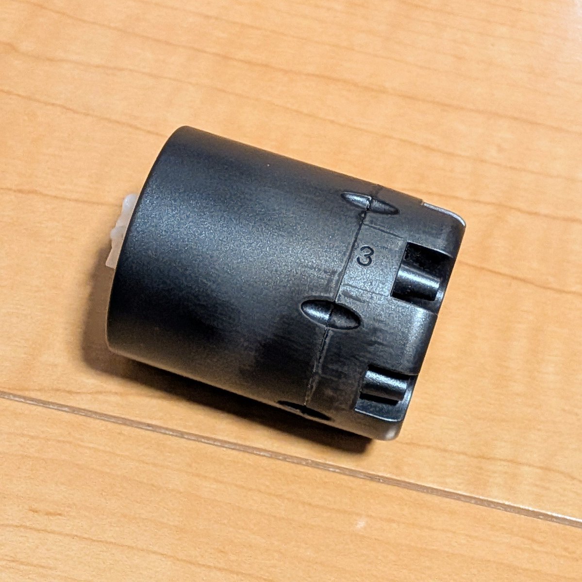 ands_hobby's tweet photo. コスモドラグーン備忘録⑦
そうすると、シリンダーが外れます
このシリンダー、銃を持つとわかりますがスカスカです
なので重りで肉詰めをしようと思います
#銀河鉄道999 #アルカディア号 #アシェット #コスモドラグーン #CosmoDragoon https://t.co/tSrmsHdTmu
