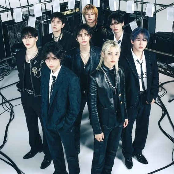 The Economist recognized #StrayKids as “the biggest band you’ve never heard of,” highlighting their distinctive sound and strong connection with fans as central to their success.