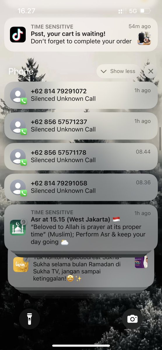 sulkcheol's tweet photo. @darderdor_100x tiap hari di call pinjol cuman buat nawarin pinjaman. malah berasa jd dikejar debt collector. ganggu bgt mana di jam kerja. walau udh di auto reject unknown caller tp ttp masuk notifikasinya, walau ga selama di telpon biasa https://t.co/hBAit0E3FF