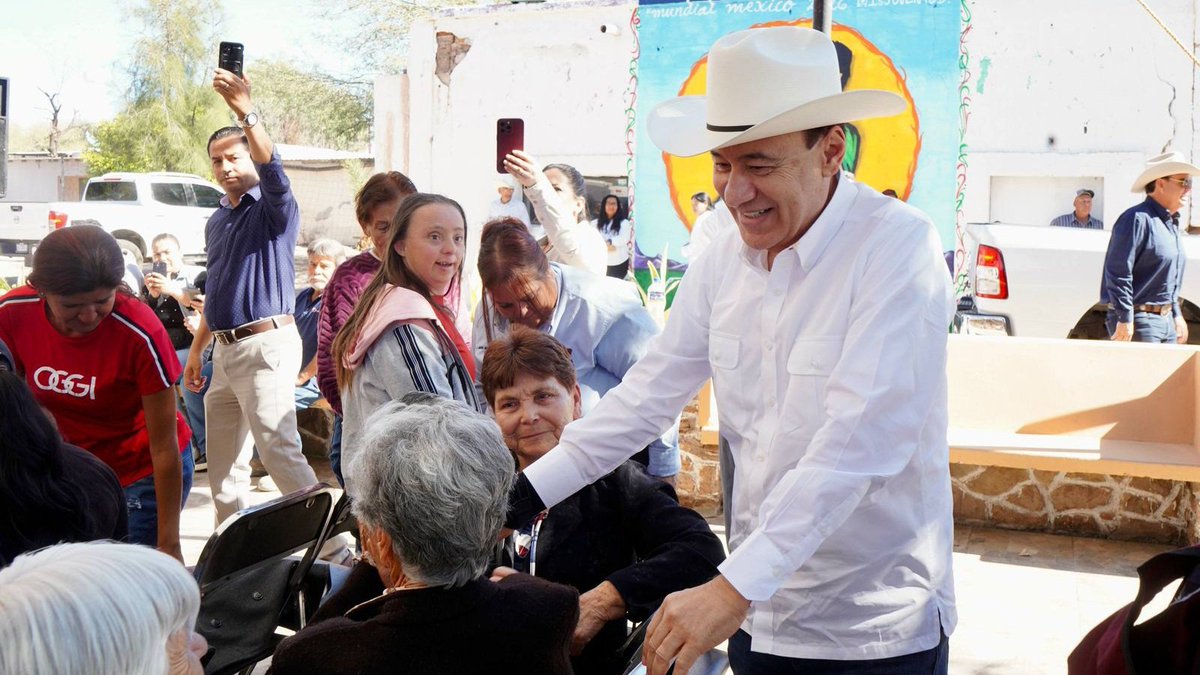Llevan beneficios al campo, salud y educación en región Noroeste: <a href="/AlfonsoDurazo/">Alfonso Durazo</a>.
Anuncia Mandatario en #Oquitoa nueva extensión de la UT #Hermosillo.
sonoralifemagazine.com/general/48543
#Sonora #México #SonoraLife
