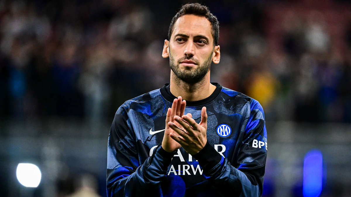 🚨Inter Hakan Çalhanoğlu'ya yeni sözleşme teklifi yapmak istemiyor. ❌

• Mevcut sözleşmesi 2027 yılına kadar.

📍Galatasaray yaz transfer döneminde mutlaka onun için hamle yapacak.

📎 La Gazzetta Dello Sport 

#transfer #Inter #Calhanoglu #Galatasaray