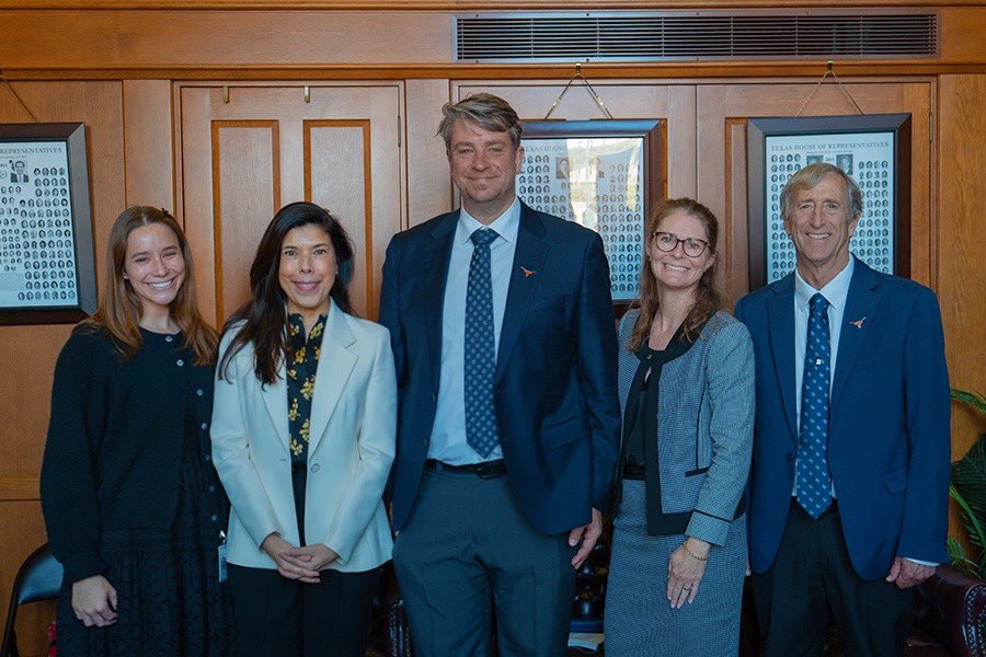 Todd Hunter tweet media