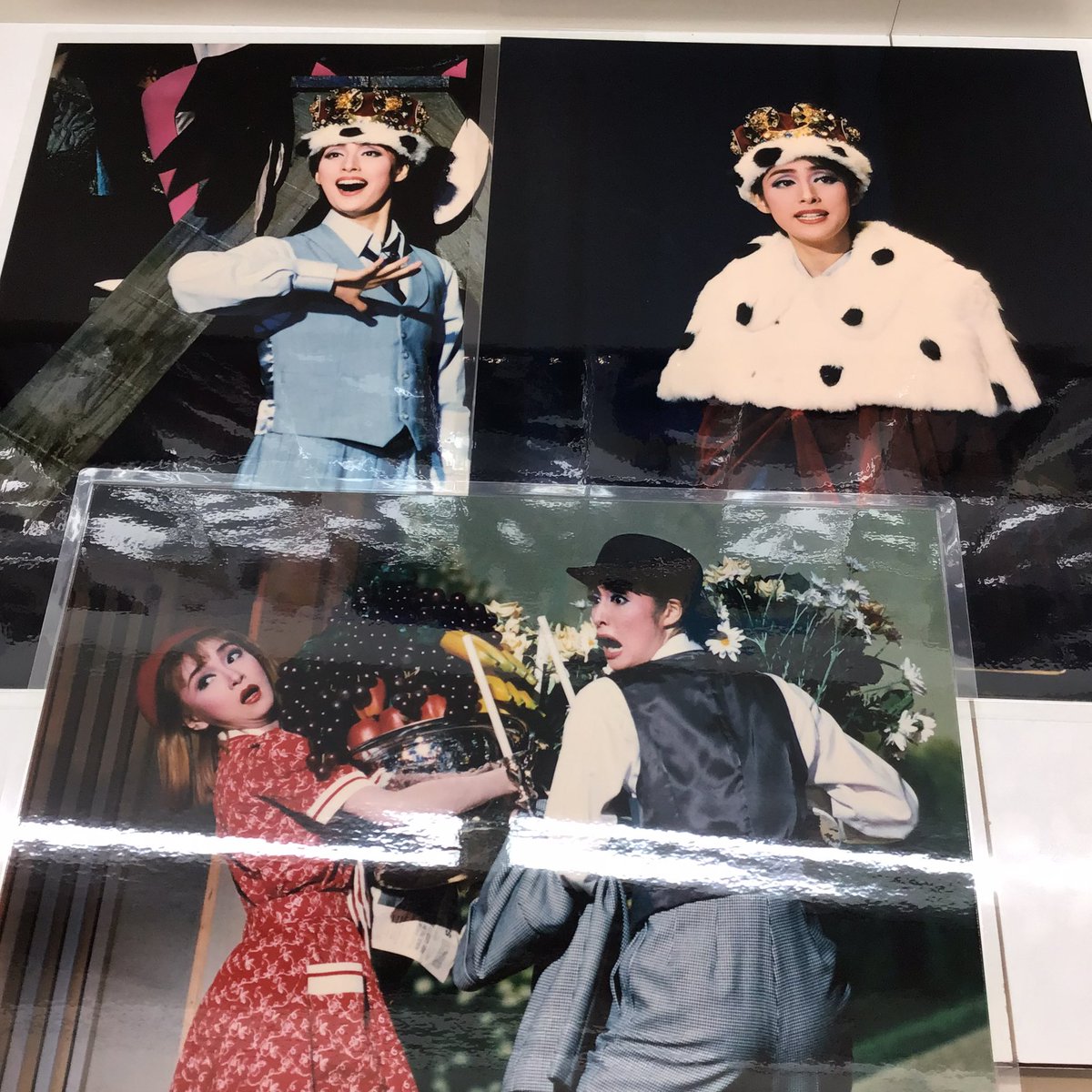 宝塚アン花のみち店】 天海祐希さんの宝塚時代の四つ切写真が入荷