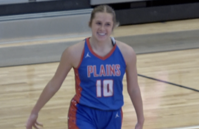Channel1450com's tweet photo. Pleasant Plains Running Clocks Father McGivney For 2A Sectional Crown  https://t.co/2Z7dbA8XHk https://t.co/v0WF6zuNTr