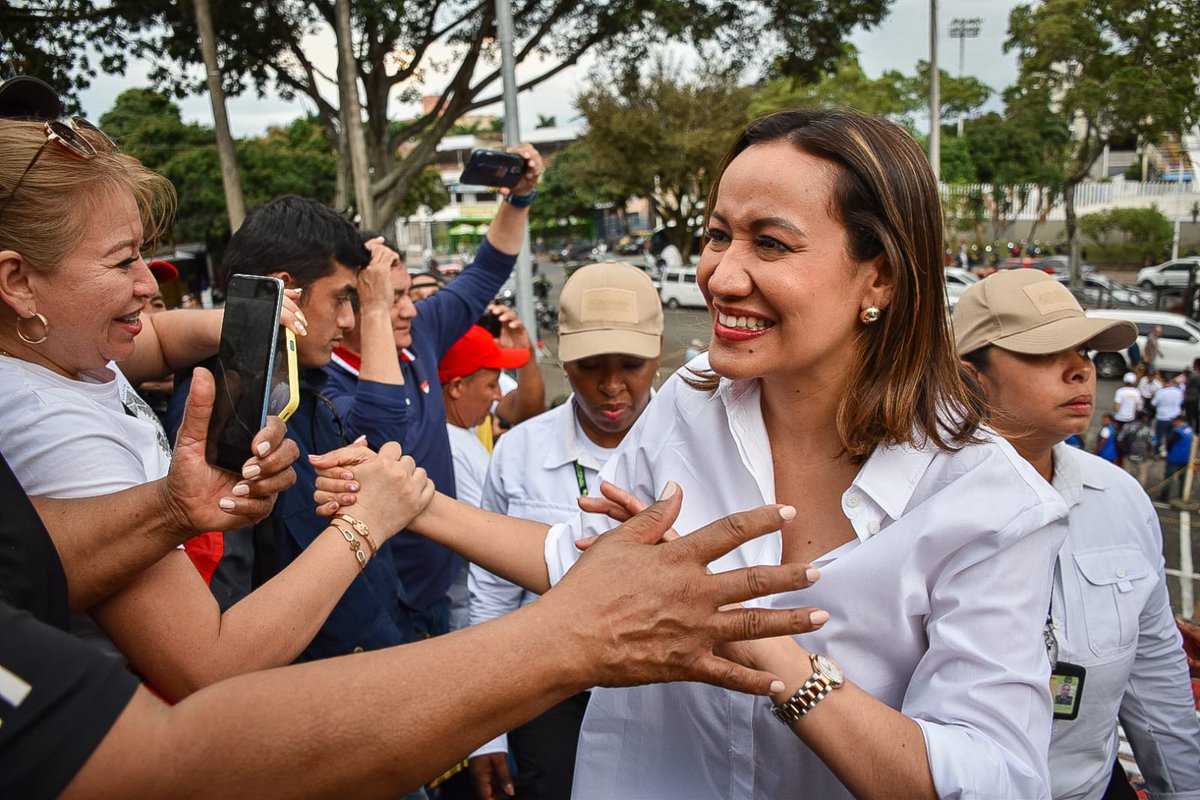 Carolina Corcho tweet media