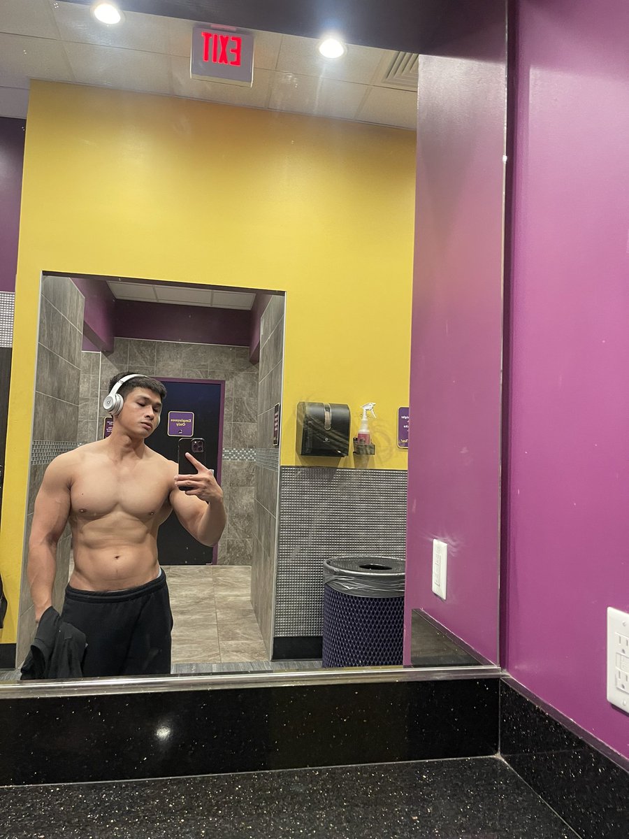 aythanFIT's tweet photo. 5hrs sleep then strength training then head to my 12hrs shift.
2more days and can finally sleep for 8hours! https://t.co/5F3NGZI49t