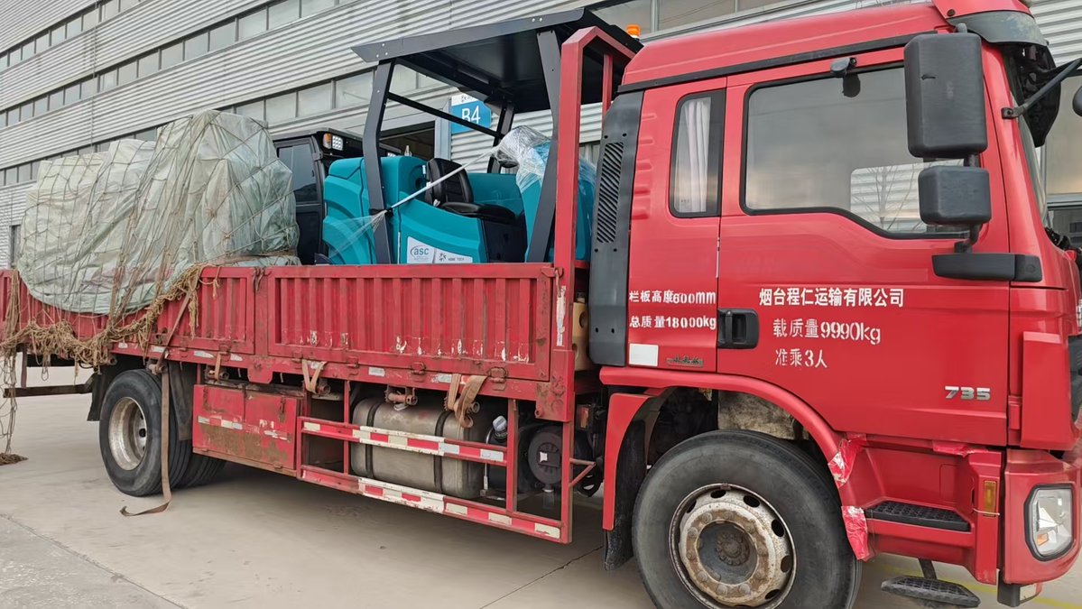 Delivery for Shanghai port！
If you are also interested, welcome to inquiry us by WhatsApp:+86 15753570853
#cleaningequipment #floorcleaning #streetsweeper #roadcleaning #roadsweeper #compactsweeper