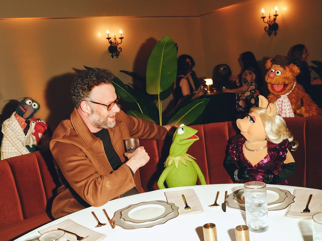 ThemeParkShark's tweet photo. MuppetVision 3D isn't gone forever. Brian Henson says the classic attraction has been fully captured for Apple Vision Pro and VR headsets.

https://t.co/bvRNtTMjWy

#Disney #MuppetVision3D #AppleVisionPro https://t.co/J907H0wtXH