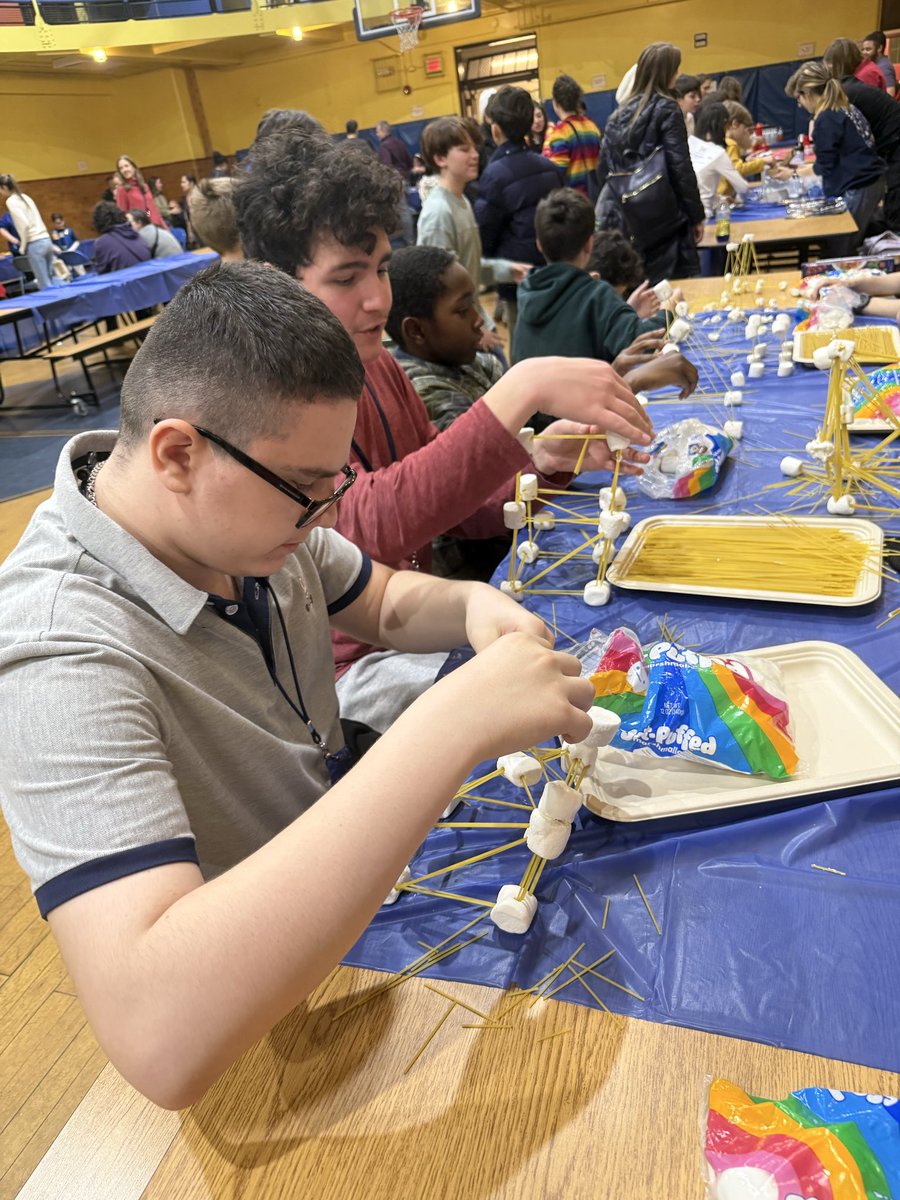 WHS Peer Pride tweet media