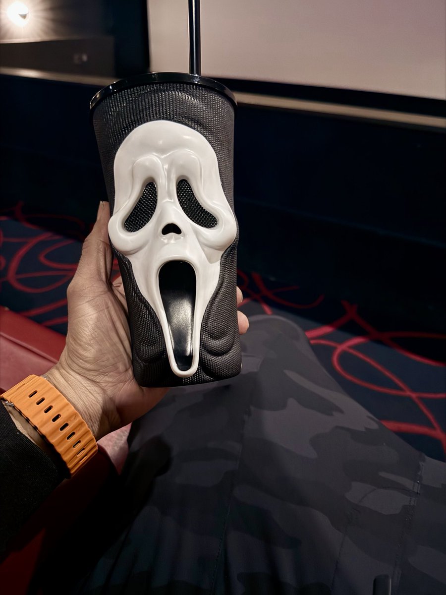 Ur Average Gamer #John8:7 tweet media