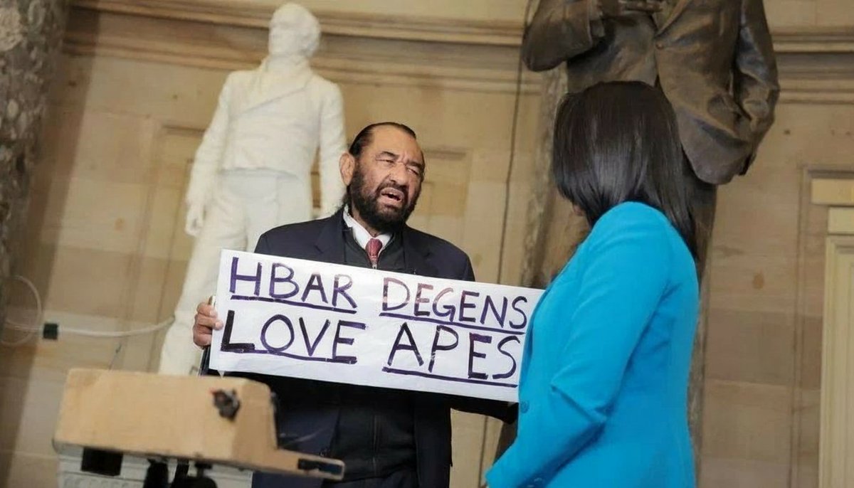 Degen Ape Society 🍌 tweet media