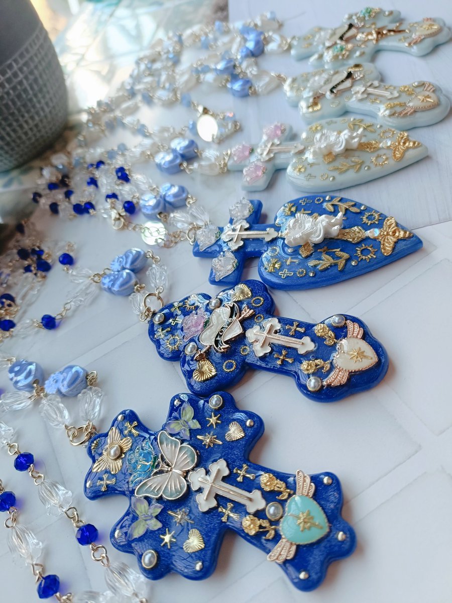 記憶に残る一撃を叩き込め #365DIYtheme こんな十字架アクセサリー 見